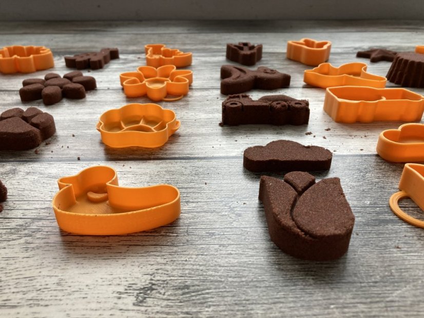 mini-bábovičky (různé druhy uvnitř) - Motiv bábovky: dino - dlouhokrk