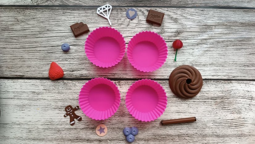 Zdobení Muffinů (různé varianty, i samotné dekorace) - Varianty: set - 4muffiny s dekoracemi (bez plechu)