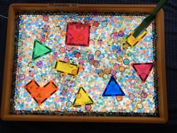 Hra se světlem - motiv figurek - želvička - náhodná barva - 1 ks