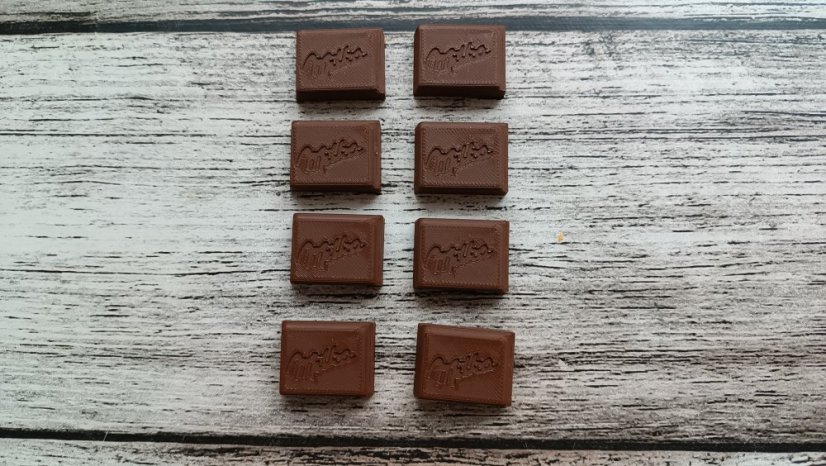 Zdobení Muffinů (různé varianty, i samotné dekorace) - Varianty: set - 4muffiny s dekoracemi (bez plechu)