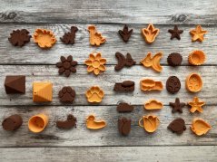 mini-bábovičky (různé druhy uvnitř)